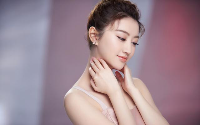 眼睛很好看的人特征,眼睛好看的人有什么特征