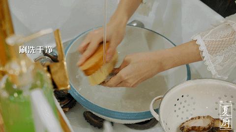 鲍鱼鸡煲推荐,鲍鱼鸡煲的粤菜做法