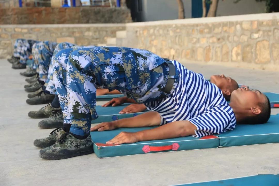 4月1日起，一身国货潮牌“浪花白”PLA服装等你来试穿