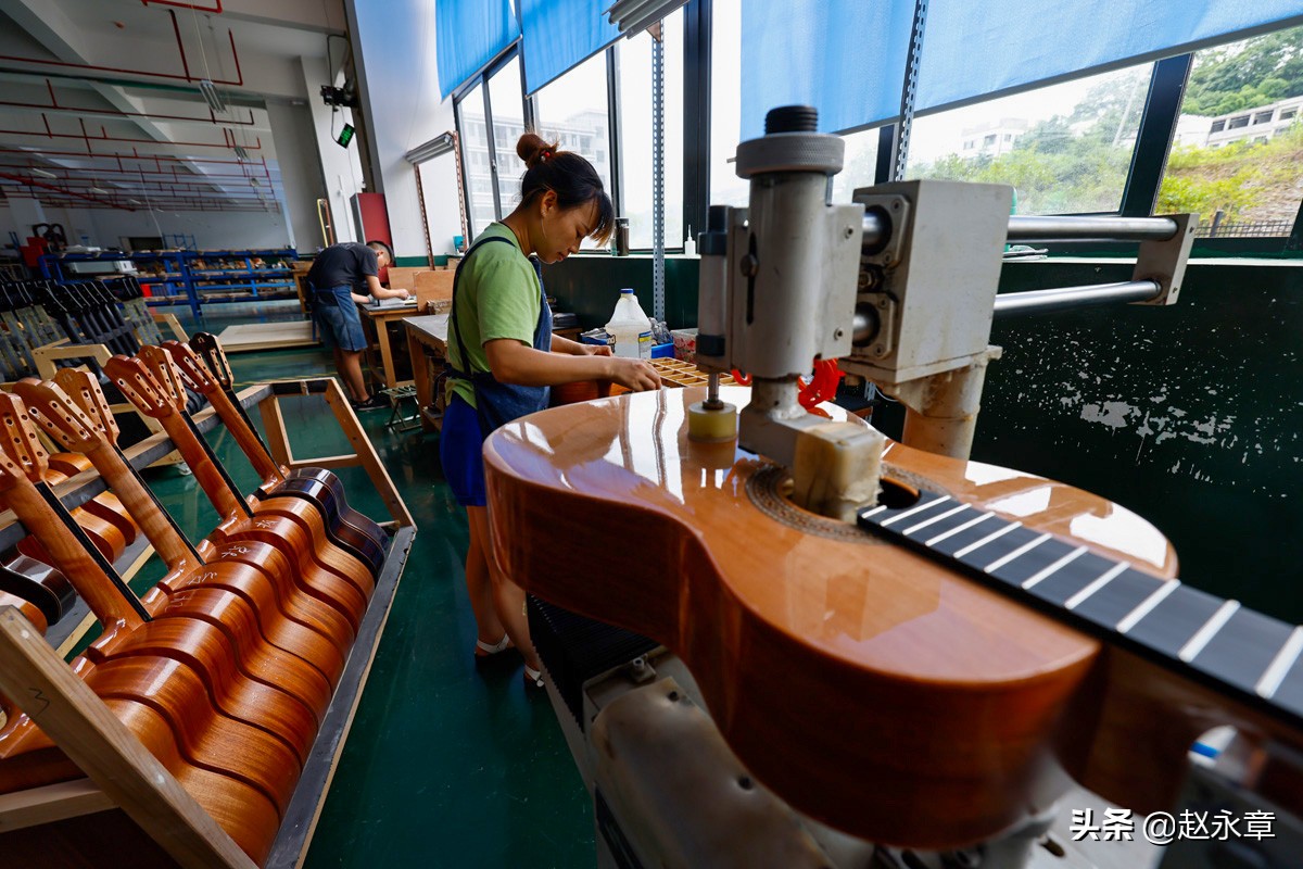 吉他怎么看是哪里生产的,贵州省正安县吉他制造厂