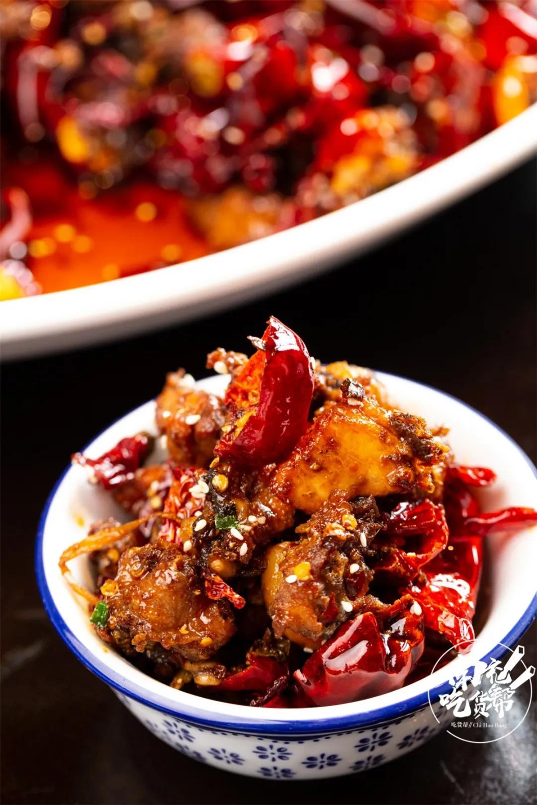 西充南鱼喃醉鸡菜单,南鱼喃醉鸡西充店面积有多大