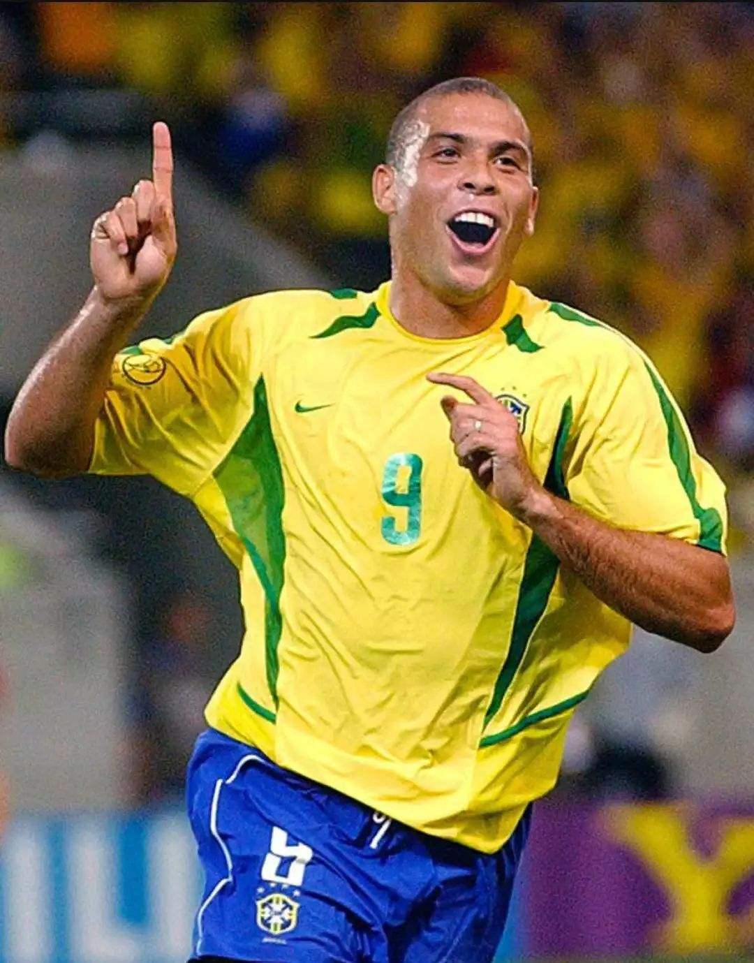 罗纳尔多钟摆过人无解,罗纳尔多钟摆式过人的原理