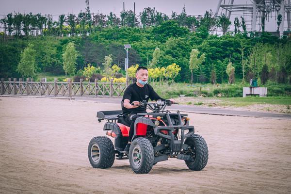 营口团山海洋公园的海蚀地貌,营口海滨国家地质公园