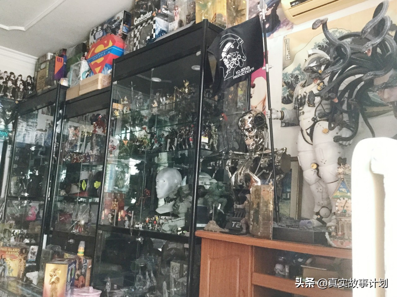 「故事」用房子的首付买玩具、不让孩子发现…成年人为何爱玩玩具?