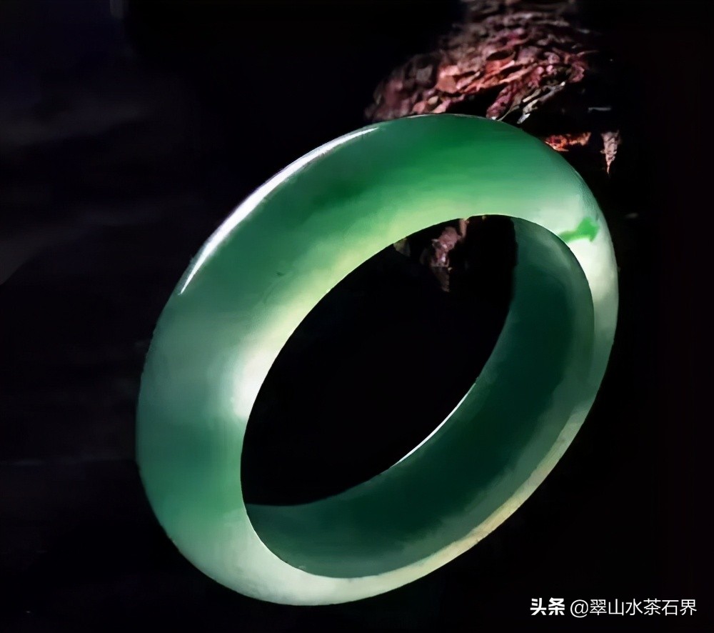 翡翠干货知识如何区分翡翠的好坏,翡翠知识全解21条让你看懂翡翠
