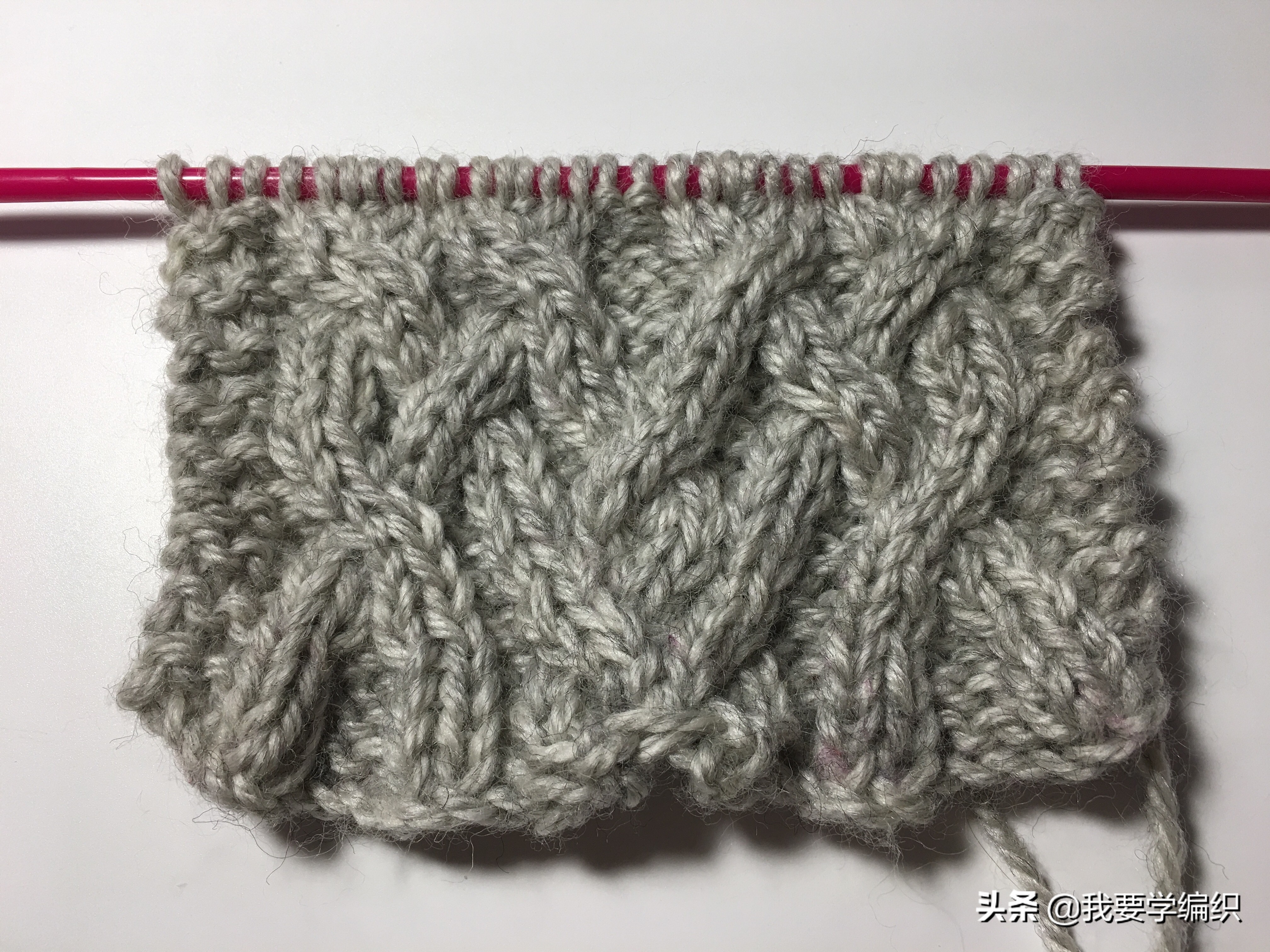 双扭麻花围巾教程,经典麻花围巾教程