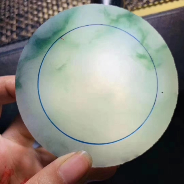 极品翡翠黄加绿手镯图片,极品翡翠手镯的鉴别方法