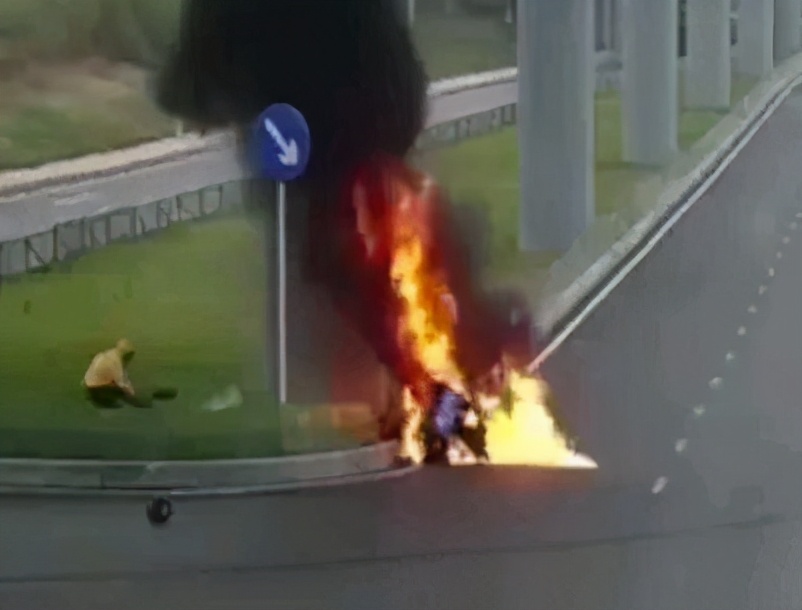 靠自己的双手挣钱不丢人句子,靠自己的劳动有什么丢脸的