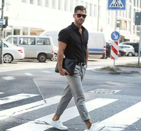 5个男生卷裤腿神技，你一定要学！别再和插秧队队长赵四一样了！