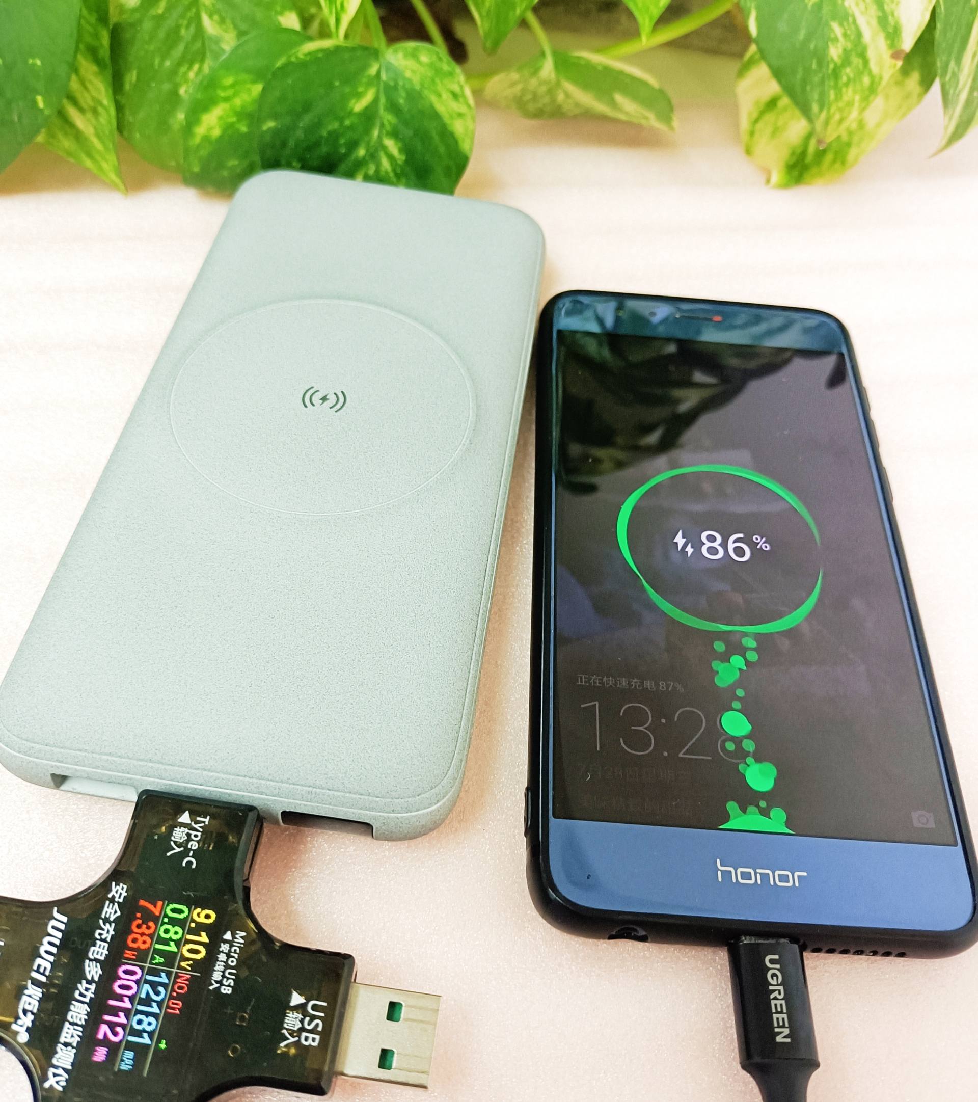 magsafe磁吸充电宝可否吸安卓手机,无线磁吸式充电宝评测安卓