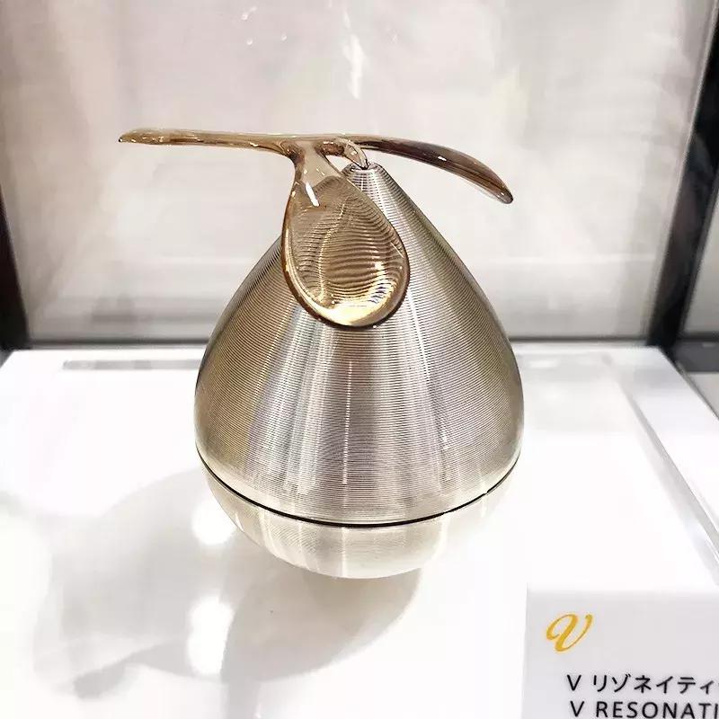 一瓶面霜一万多,一瓶面霜九百多