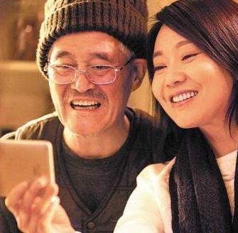 闫妮和赵本山私下关系,闫妮自曝与赵本山关系