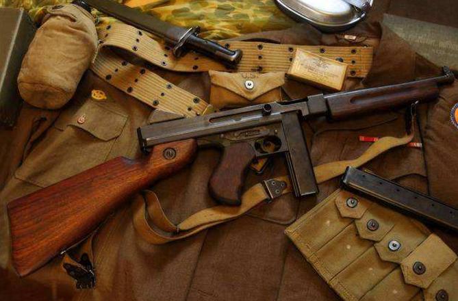 鬼吹灯里的宝物和秘术,鬼吹灯里的神器神物