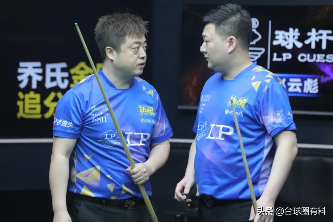 举牌小姐姐举的牌,举牌小姐姐第一回合