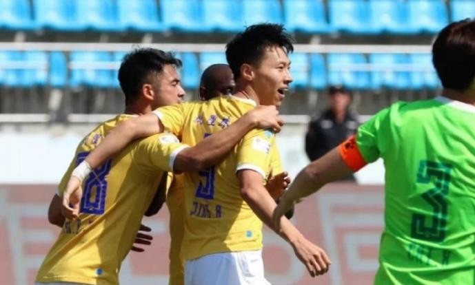 恒大王靖斌,恒大小将王靖斌