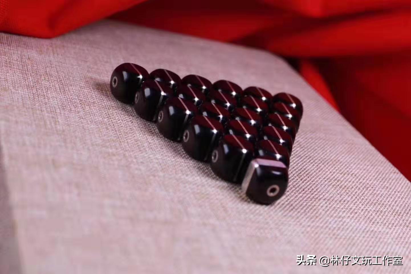 椰蒂手串原生态还是手工磨的好,椰蒂108颗手串佩戴图解