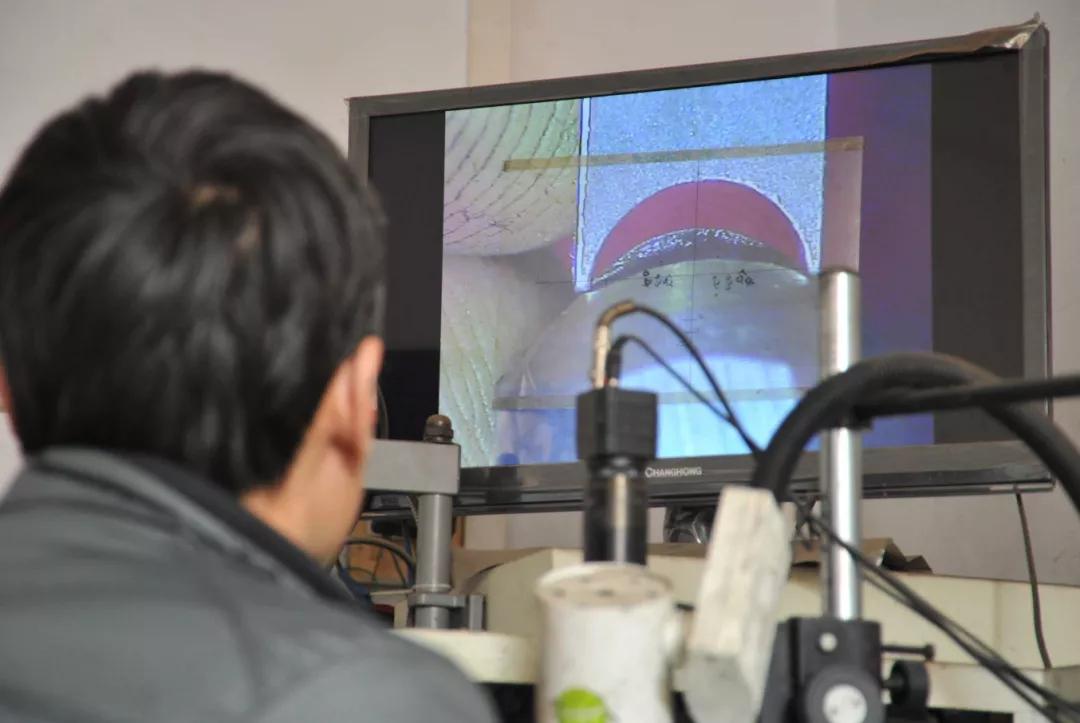 暴涨150亿！河南最良心的“山寨假货”，戳破了美国的世纪*局骗**