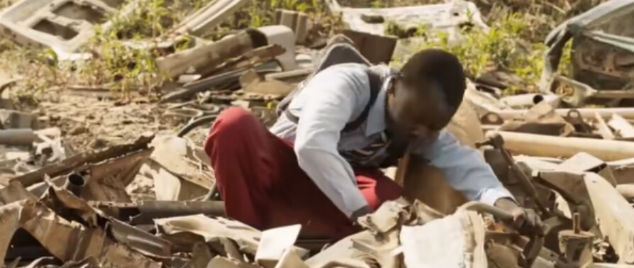 《驭风男孩》:反思力让我们停止失去,求知力让我们开启新生