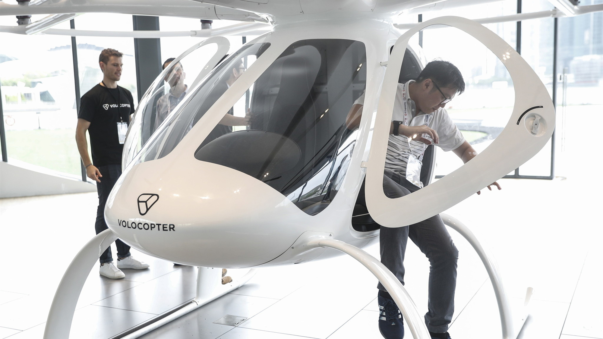 本田crv混动与rav4荣放混动哪个好,rav4混动版上市