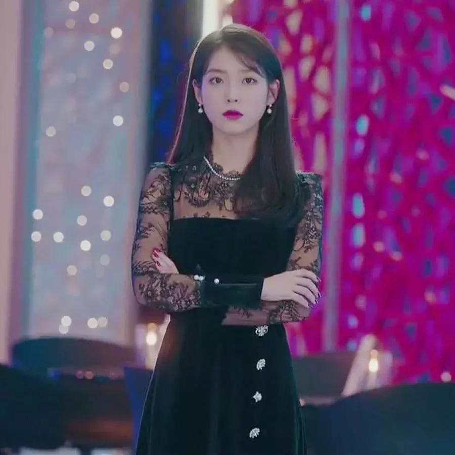 孔孝真同款衬衫豹纹绿色,孔孝真穿搭都是什么品牌