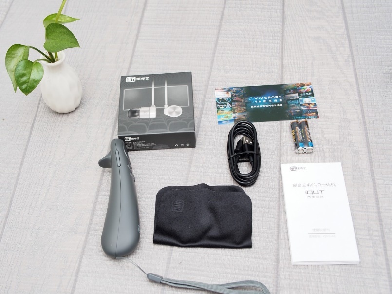 带你体验VR世界——爱奇艺奇遇2SVR一体机胶片灰