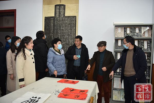 甘洛县副县长许艳一行莅临成都市青白江区红旗学校参观交流