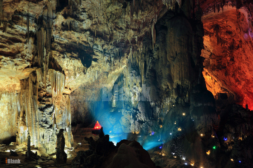 贵州织金县：一个织金洞，一道宫保鸡丁如何能够留住游客？