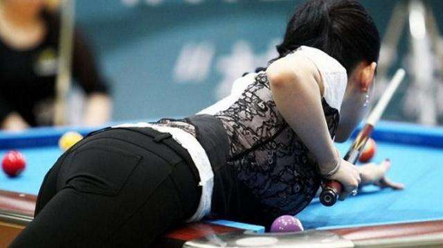 撞球潘晓婷,碰球犯规潘晓婷