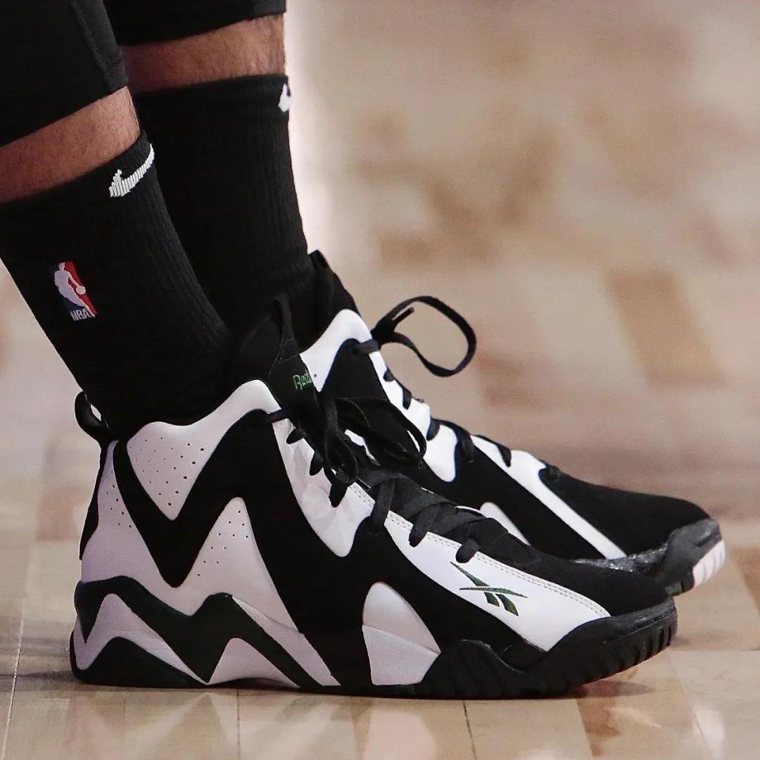 nba球员詹姆斯球鞋上脚,nba球星上脚球鞋詹姆斯18