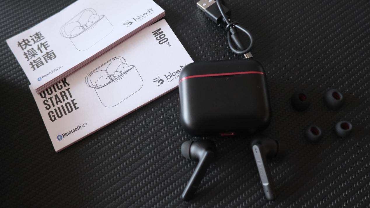 双飞燕血手幽灵鼠标体验,玩游戏双飞燕血手幽灵耳机评测