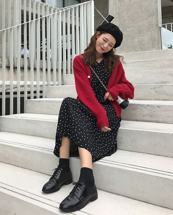 2023法式复古秋冬季气质连衣裙,2022法式复古小众高级感连衣裙