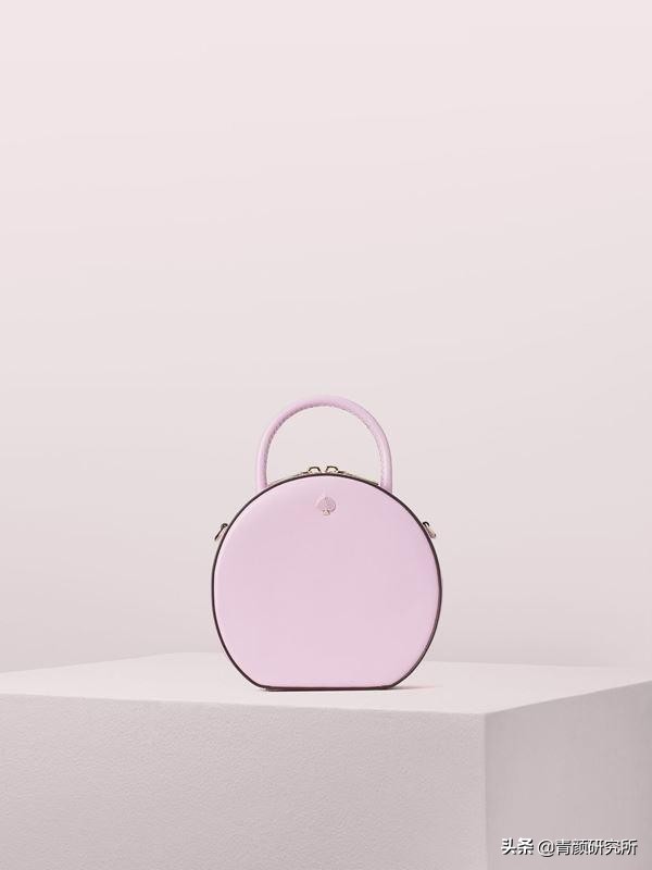 春夏十款必买轻奢包包,轻奢小众品牌包包推荐