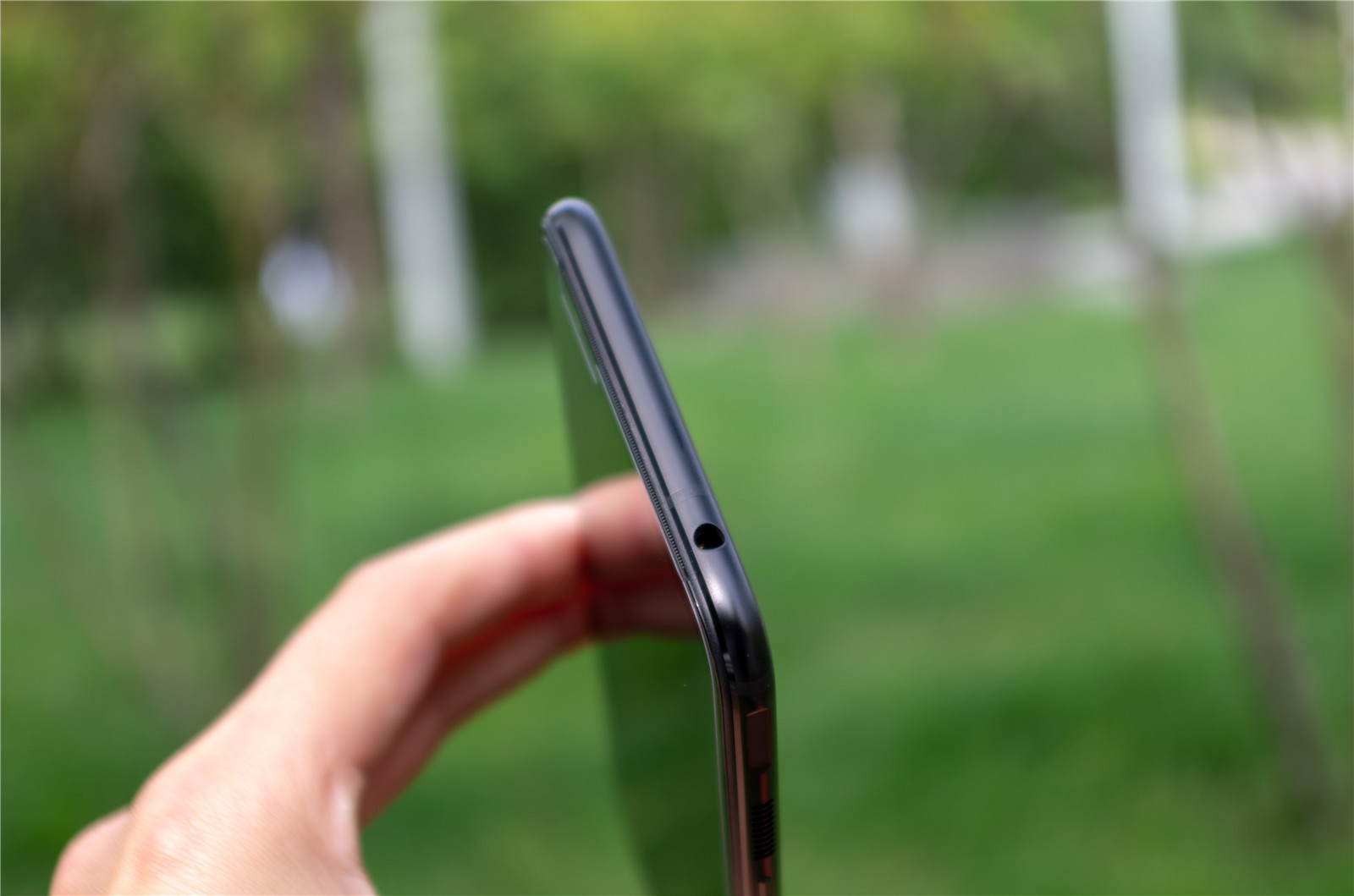 2899元起！红魔3评测：骁龙855+主动散热风扇