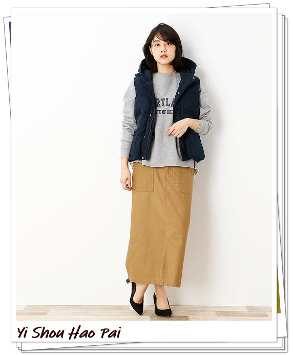 黑色的棉背心外套怎么搭配,海军蓝羽绒