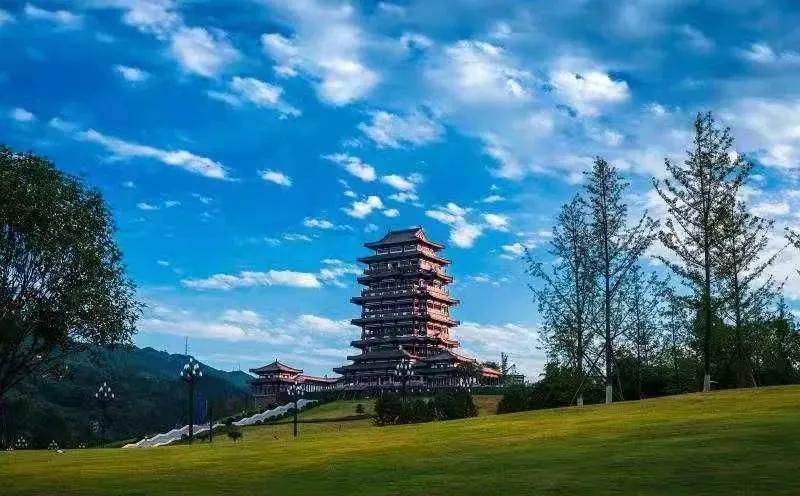 万里长江第一楼宜宾东楼美景,宜宾中国西南第一高楼