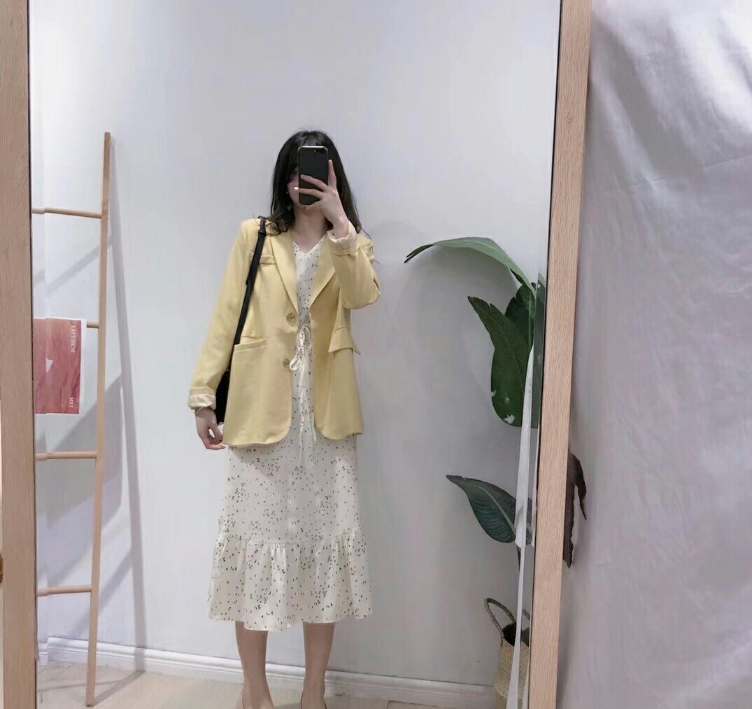 男朋友纠结穿吊带里面穿什么,男朋友介意自己穿露肩的衣服