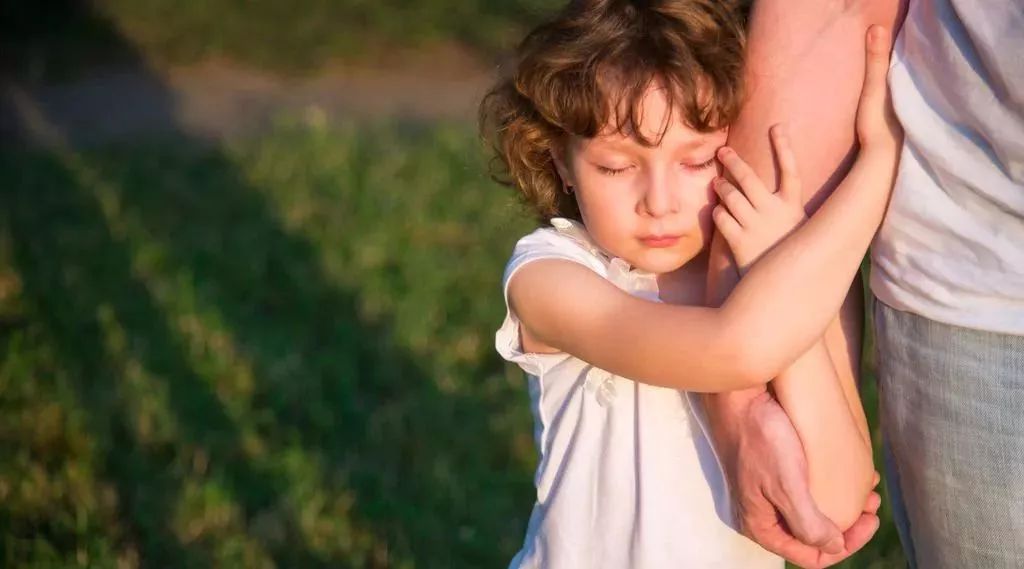 北京出差寄雪给南方的女儿,有趣的爸爸万里挑一