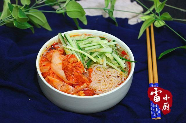 下班回家面食速成,下班回来自己做的面条