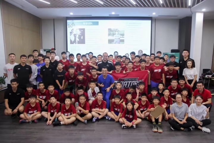 深圳篮球精英夏令营,深圳成人篮球夏令营