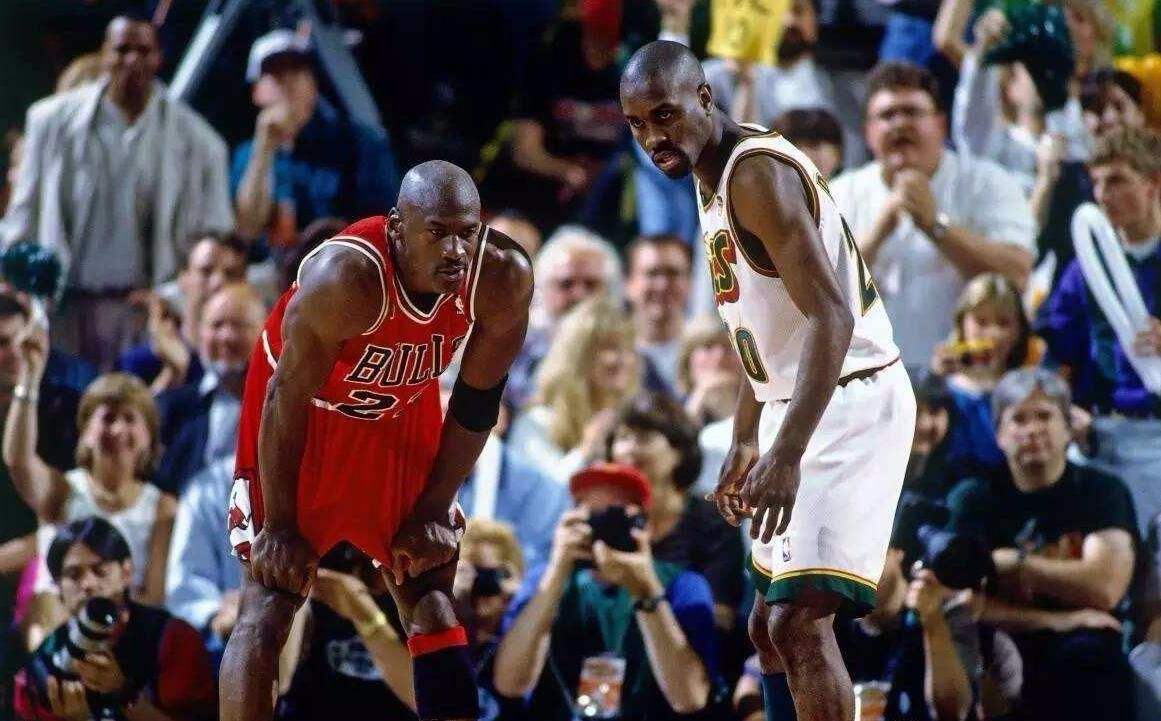 加里佩顿和乔丹的关系,防守乔丹有多难