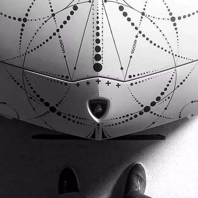 会动的纹身满背,会动的纹身是什么样子的