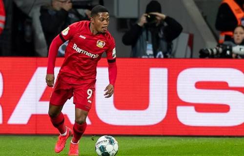 利昂-贝利：以球王之名，极速前进