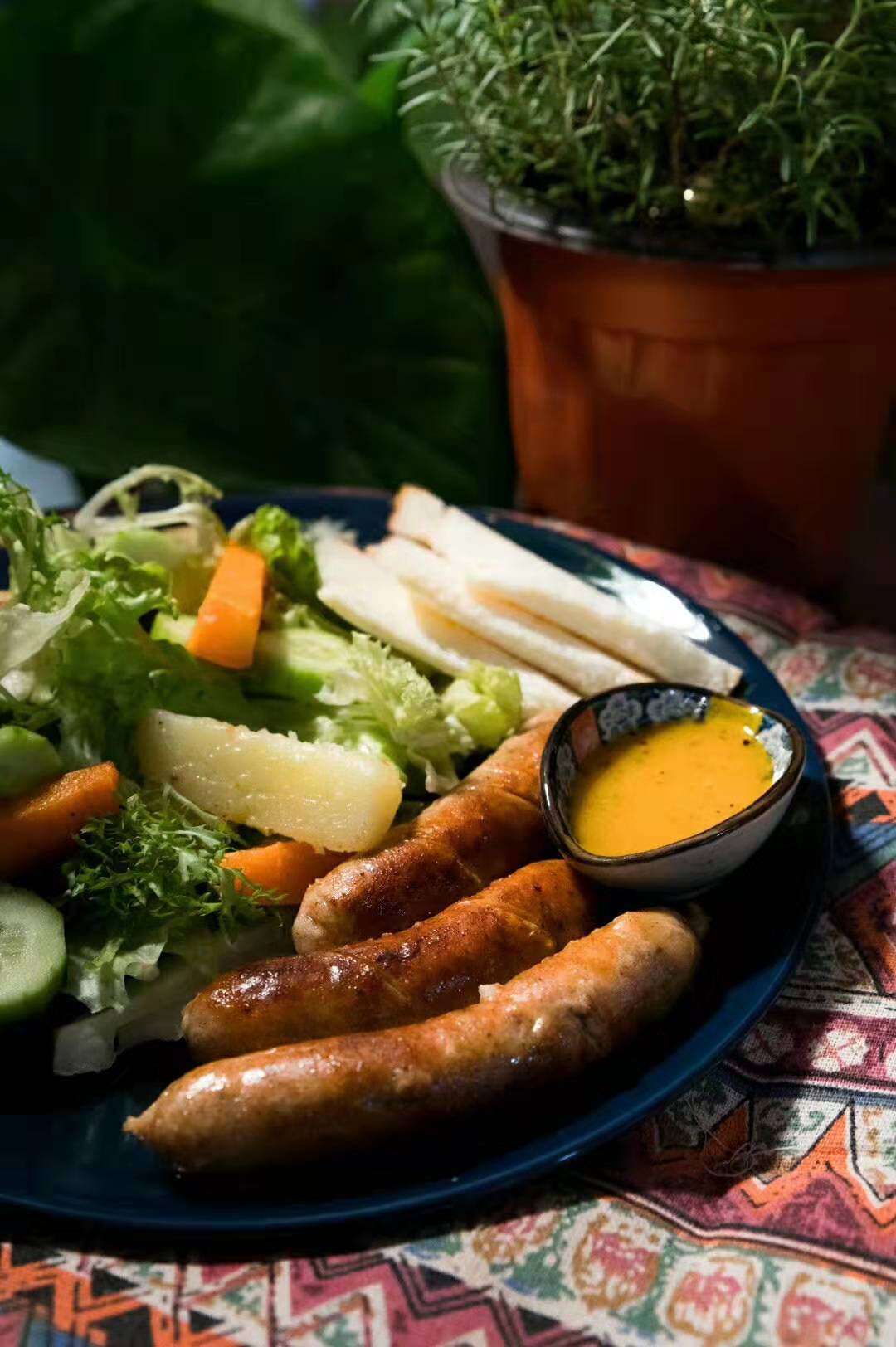 37岁转型，将爱好变成工作，我成了一家小型咖啡店老板