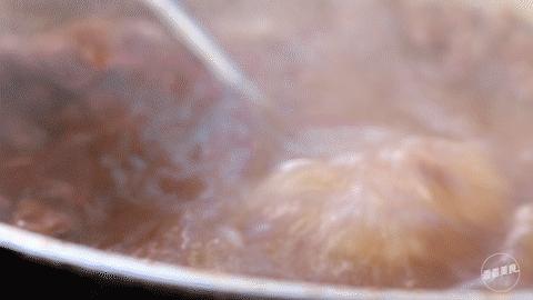 一条街上好几家面馆还能开吗,一条街上开一样的店叫做什么