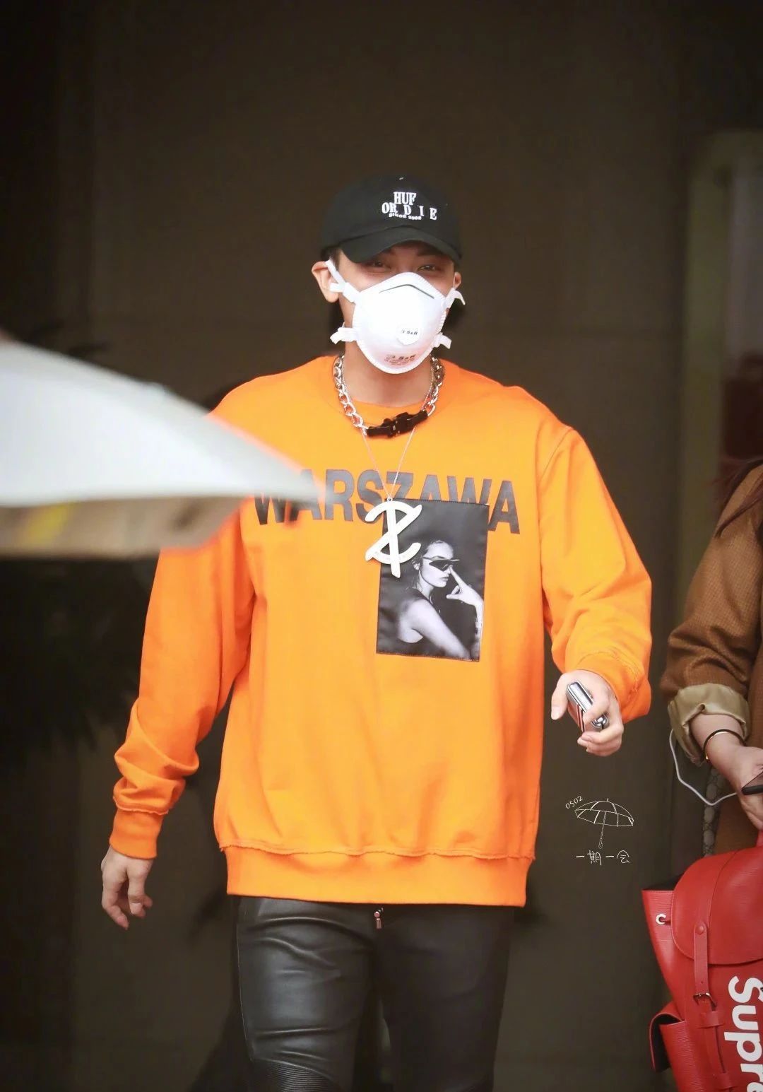 黄子韬是个搞笑的人吗,黄子韬是时代少年团的队员吗