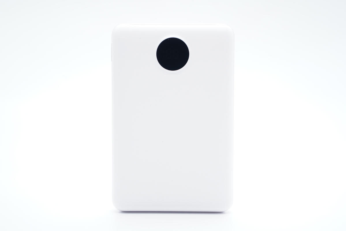 昂达充电宝三线合一快充,支持iphone20w快充充电宝