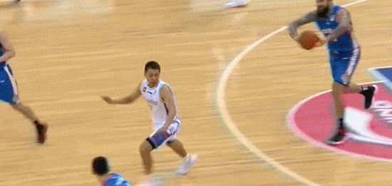 再见了，CBA！被湖人看上的中国球员！18年职业生涯结束了