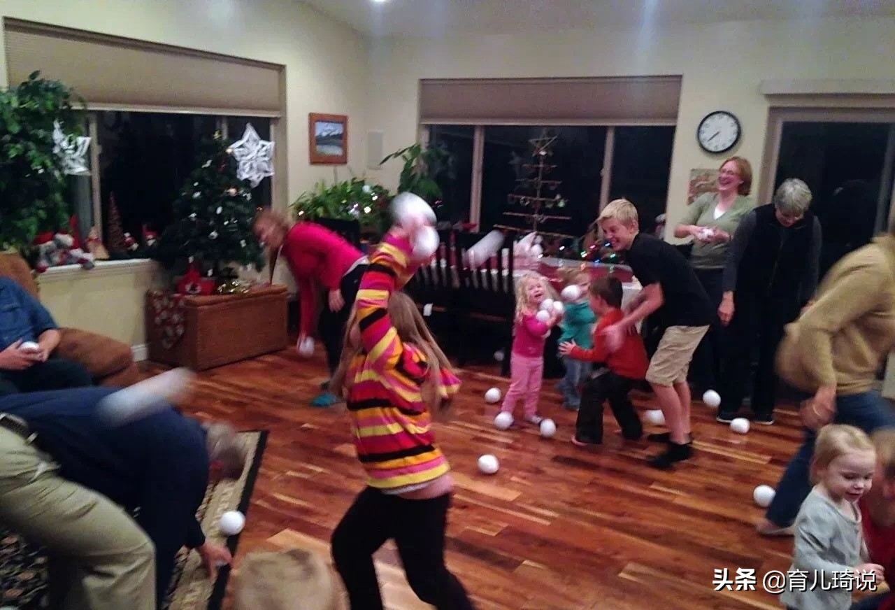 冬天室内陪孩子玩的游戏,在家玩的降温亲子游戏