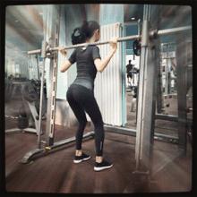 新人体力差的进健身房锻炼计划表,健身房男士一周训练健身计划表