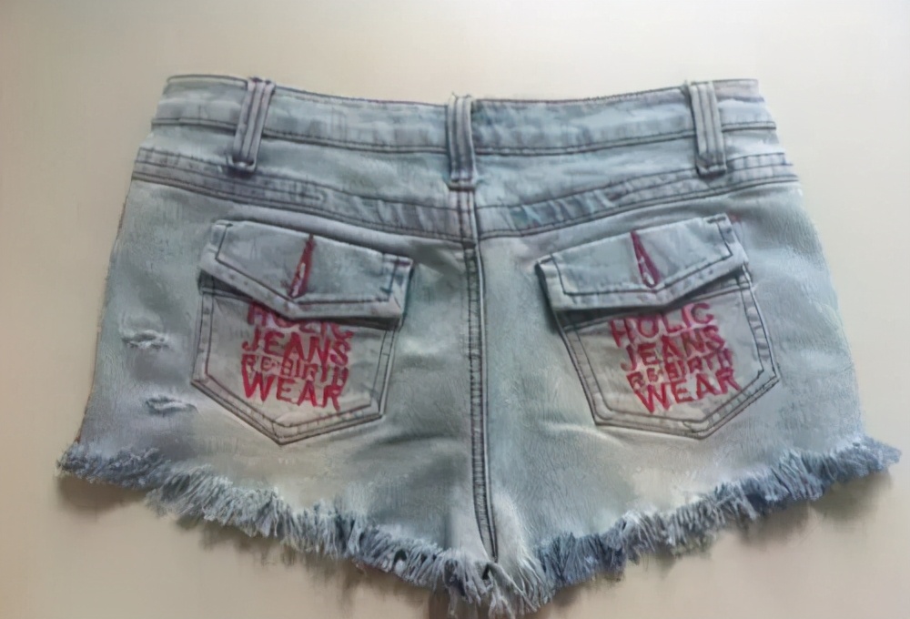 旧牛仔裤怎样改造流苏,家里面的废牛仔裤旧布料利用